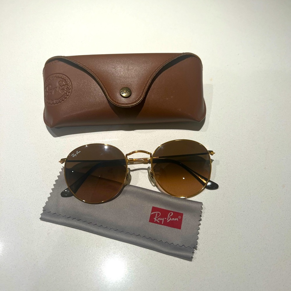 Ray Ban RB3447 Round-Frame Sunglasses